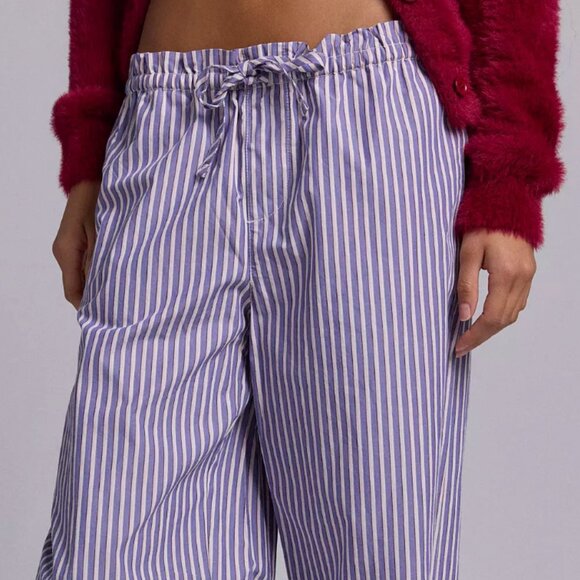 Kimchi Blue Millie Cotton Poplin Straight Leg Pant – Red Multi - Picture 2 of 6